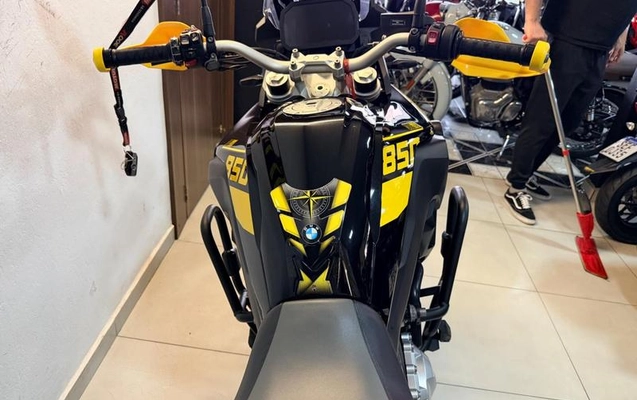 imagem-https://www.socarrao.com.br/sc-vehicle-images-prod/3759834/1789403445560-8465361_4_B_00e7affb61.jpeg