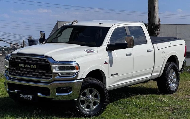 imagem-https://www.socarrao.com.br/sc-vehicle-images-prod/3759882/1789072391676-8449697_0_B_d916e0176f.jpeg