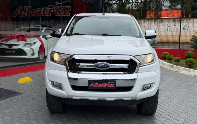imagem-https://www.socarrao.com.br/sc-vehicle-images-prod/3759955/1789069145559-10_060206.jpg