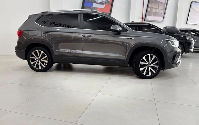 imagem-https://www.socarrao.com.br/sc-vehicle-images-prod/3760055/1789069297970-8465421_4_B_e63296ade6.jpeg