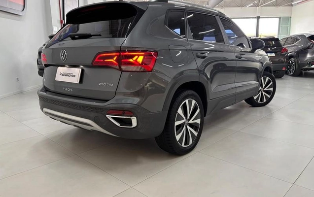imagem-https://www.socarrao.com.br/sc-vehicle-images-prod/3760055/1789069297975-8465421_14_B_e347975937.jpeg