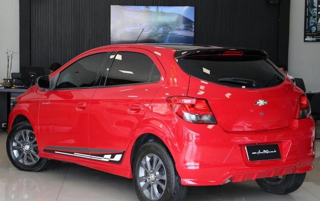 imagem-https://www.socarrao.com.br/sc-vehicle-images-prod/3760085/1789142650485-8396092_2_B_ddb67b9af9.jpeg