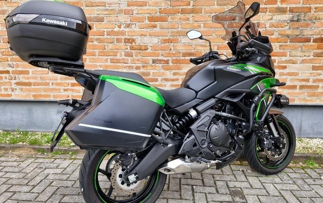 imagem-https://www.socarrao.com.br/sc-vehicle-images-prod/3760240/1789669385940-8465423_6_B_cdb56689b8.jpeg