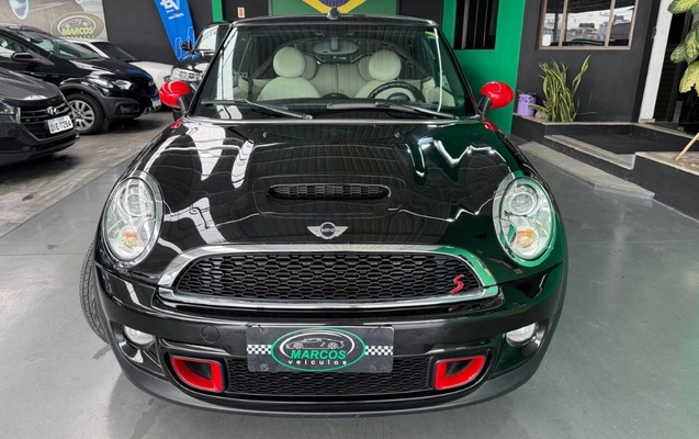 imagem-https://www.socarrao.com.br/sc-vehicle-images-prod/3760246/1789733693781-gb-24fe530.jpeg