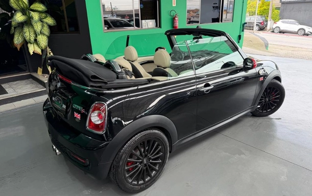 imagem-https://www.socarrao.com.br/sc-vehicle-images-prod/3760246/1789733693789-gb-e1d2561.jpeg