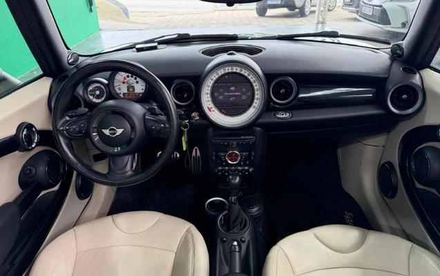 imagem-https://www.socarrao.com.br/sc-vehicle-images-prod/3760246/1789733693795-gb-29b69a7.jpeg
