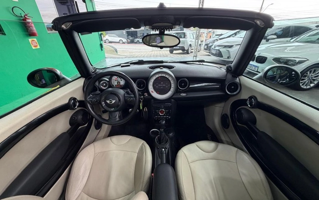 imagem-https://www.socarrao.com.br/sc-vehicle-images-prod/3760246/1789733693796-gb-ea231a6.jpeg