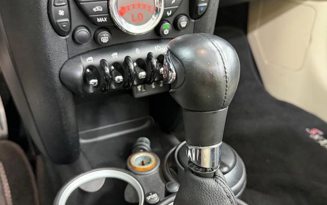 imagem-https://www.socarrao.com.br/sc-vehicle-images-prod/3760246/1789733693801-gb-c2da23e.jpeg