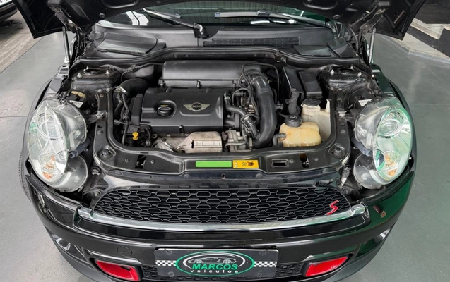imagem-https://www.socarrao.com.br/sc-vehicle-images-prod/3760246/1789733693804-gb-552172d.jpeg