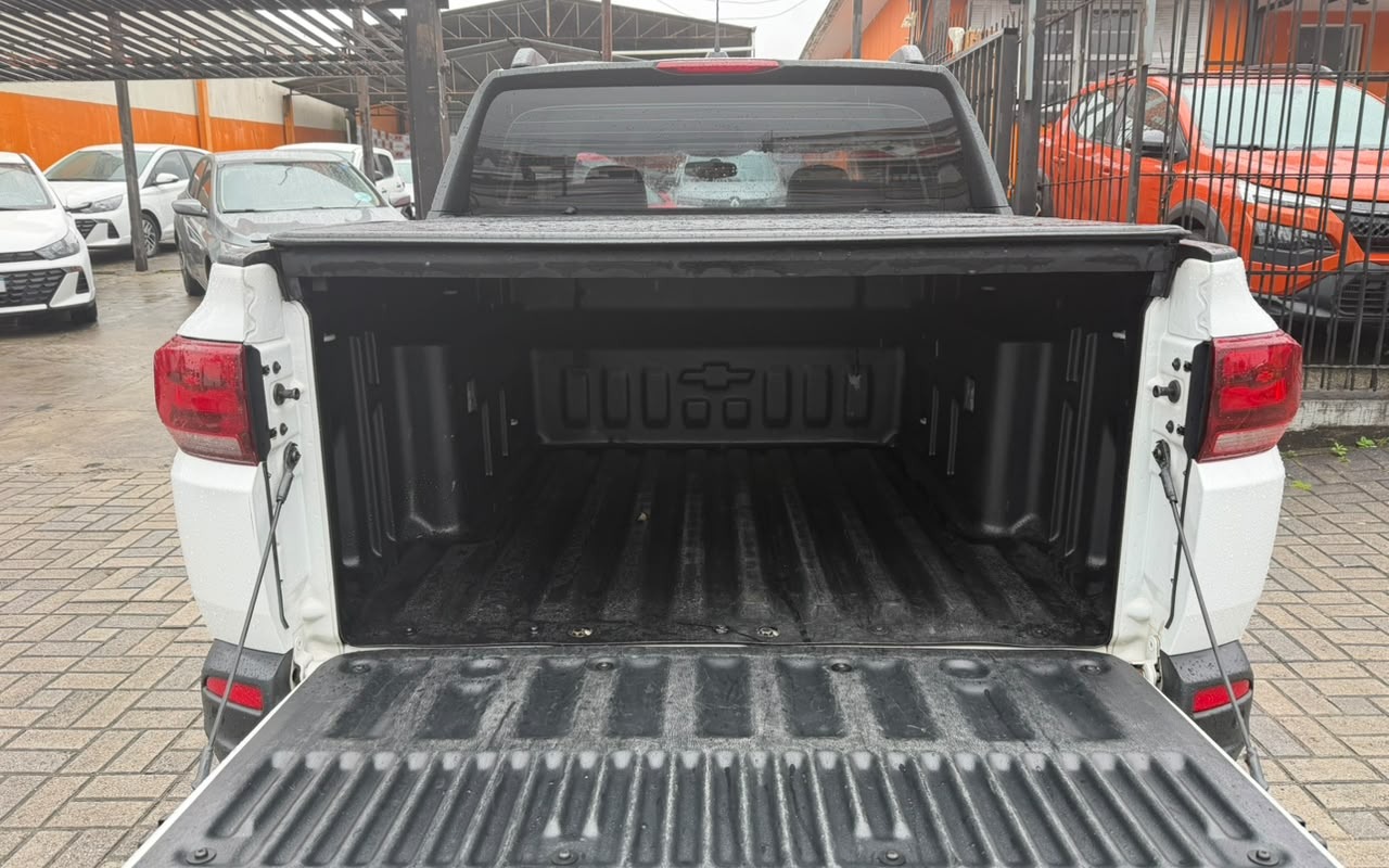 imagem-https://www.socarrao.com.br/sc-vehicle-images-prod/3760258/1789069778338-V2hhdHNBcHAgSW1hZ2UgMjAyNi0wOS0xMCBhdCAxNC41MS4xOCAoMikuanBlZw.jpeg
