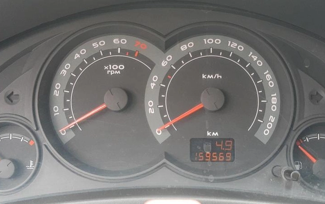 imagem-https://www.socarrao.com.br/sc-vehicle-images-prod/3760333/1789146036467-8461977_7_B_ba8530dde7.jpeg