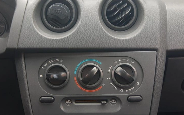 imagem-https://www.socarrao.com.br/sc-vehicle-images-prod/3760333/1789146036468-8461977_9_B_cf2ba6e02b.jpeg