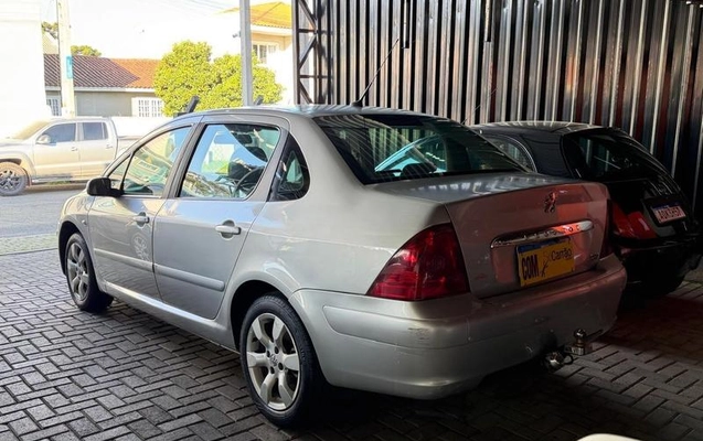 imagem-https://www.socarrao.com.br/sc-vehicle-images-prod/3760334/1791399153760-8244519_2_B_b7fe348aeb.jpeg