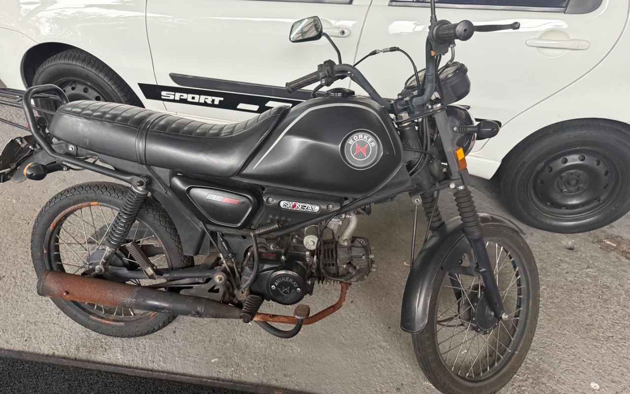 SHINERAY XY 125 JET SS 2023 Preto — foto 1 de 3