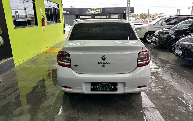 imagem-https://www.socarrao.com.br/sc-vehicle-images-prod/3760348/1789559875604-gb-b70b50e.jpg