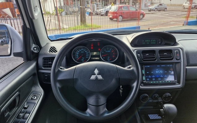 imagem-https://www.socarrao.com.br/sc-vehicle-images-prod/3760458/1792528126995-F7m5PPCnRYukxY1eCTsYm1RmGOG8xUbG.jpg