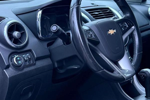 imagem-https://www.socarrao.com.br/sc-vehicle-images-prod/3760465/1789070391269-716795577