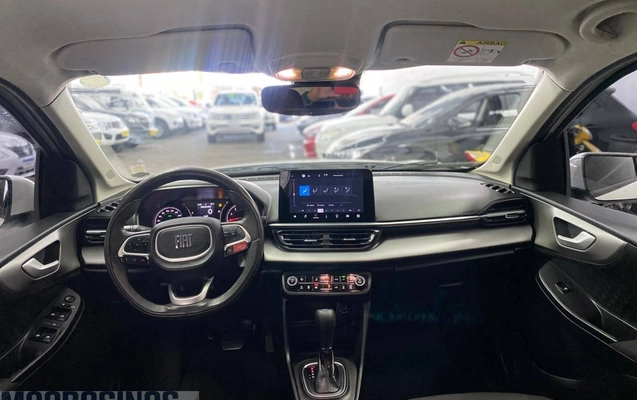 imagem-https://www.socarrao.com.br/sc-vehicle-images-prod/3760481/1789070421864-92b89bbcf2f14297b8e7ac97db6a6b30_1789062268796.jpg