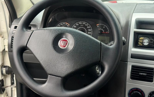 imagem-https://www.socarrao.com.br/sc-vehicle-images-prod/3760553/1789070522857-716336359