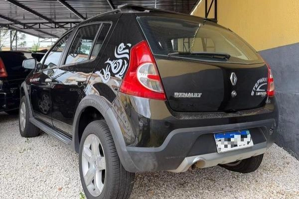 imagem-https://www.socarrao.com.br/sc-vehicle-images-prod/3760580/1789070566204-715714851