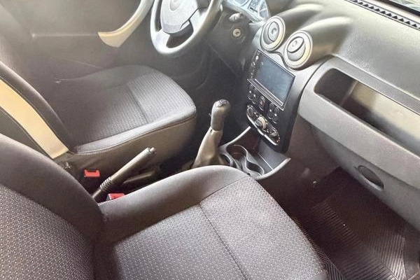 imagem-https://www.socarrao.com.br/sc-vehicle-images-prod/3760580/1789070566213-715714878
