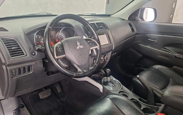 imagem-https://www.socarrao.com.br/sc-vehicle-images-prod/3760608/1789070622414-6706336_2_B_e9b0d05bf2.jpeg