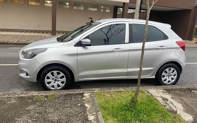 imagem-https://www.socarrao.com.br/sc-vehicle-images-prod/3760631/1789070661205-715134445