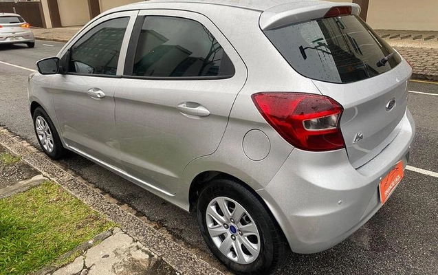 imagem-https://www.socarrao.com.br/sc-vehicle-images-prod/3760631/1789070661218-715134450