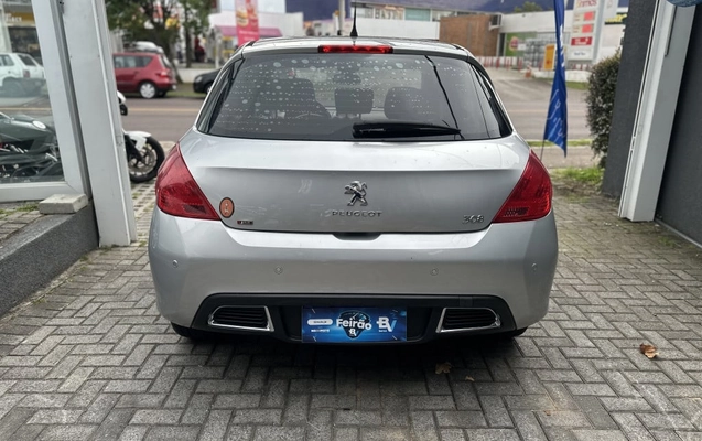 imagem-https://www.socarrao.com.br/sc-vehicle-images-prod/3760649/1789070733428-vehicle_image_1789070664_6b04b0bd4db6f4aa6fc7d7a7edd84b8e.jpeg