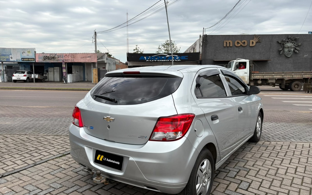 imagem-https://www.socarrao.com.br/sc-vehicle-images-prod/3760679/1789070826391-V2hhdHNBcHAgSW1hZ2UgMjAyNi0wOS0wOCBhdCAxMS4yMC40MiAoMikuanBlZw.jpeg
