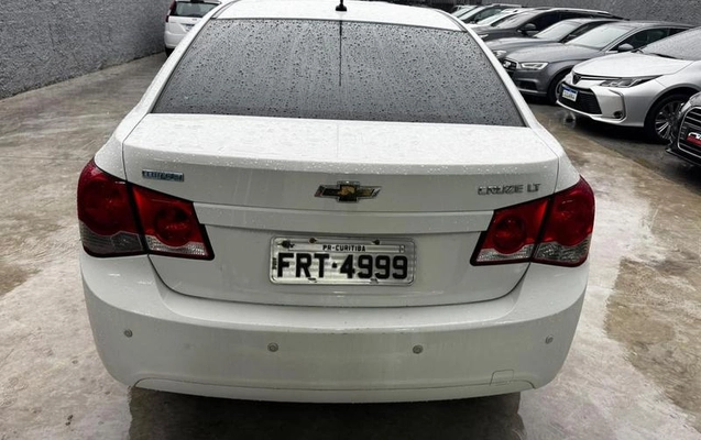 imagem-https://www.socarrao.com.br/sc-vehicle-images-prod/3760681/1789070828793-8454290_9_B_762544b20e.jpeg