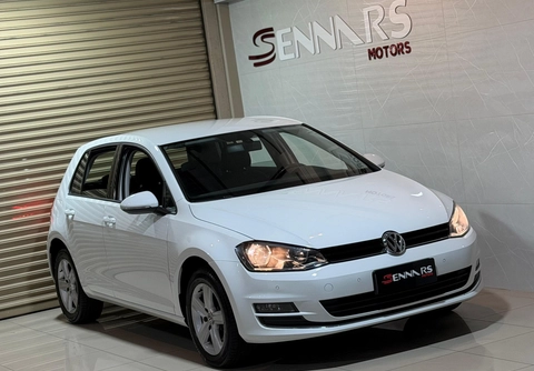 Volkswagen Golf 2014 Branco — foto 1 de 3