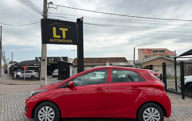 imagem-https://www.socarrao.com.br/sc-vehicle-images-prod/3760710/1789070909258-V2hhdHNBcHAgSW1hZ2UgMjAyNi0wOS0wOCBhdCAxMS4yMC4yNSAoMikuanBlZw.jpeg