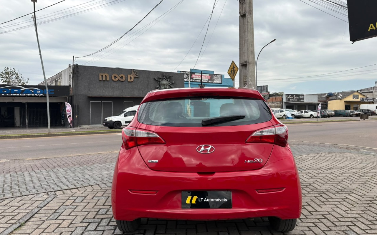 imagem-https://www.socarrao.com.br/sc-vehicle-images-prod/3760710/1789070909341-V2hhdHNBcHAgSW1hZ2UgMjAyNi0wOS0wOCBhdCAxMS4yMC4yNSAoMykuanBlZw.jpeg