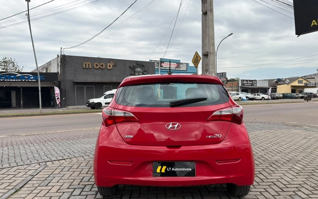 imagem-https://www.socarrao.com.br/sc-vehicle-images-prod/3760710/1789070909341-V2hhdHNBcHAgSW1hZ2UgMjAyNi0wOS0wOCBhdCAxMS4yMC4yNSAoMykuanBlZw.jpeg