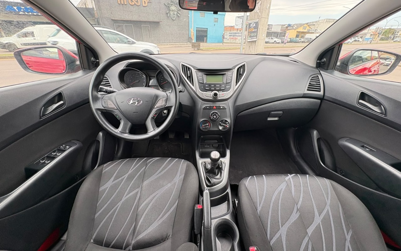 imagem-https://www.socarrao.com.br/sc-vehicle-images-prod/3760710/1789070909720-V2hhdHNBcHAgSW1hZ2UgMjAyNi0wOS0wOCBhdCAxMS4yMC4yNyAoMSkuanBlZw.jpeg