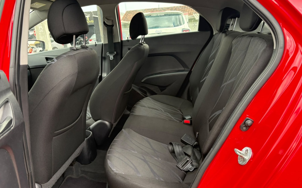 imagem-https://www.socarrao.com.br/sc-vehicle-images-prod/3760710/1789070909848-V2hhdHNBcHAgSW1hZ2UgMjAyNi0wOS0wOCBhdCAxMS4yMC4yNy5qcGVn.jpeg
