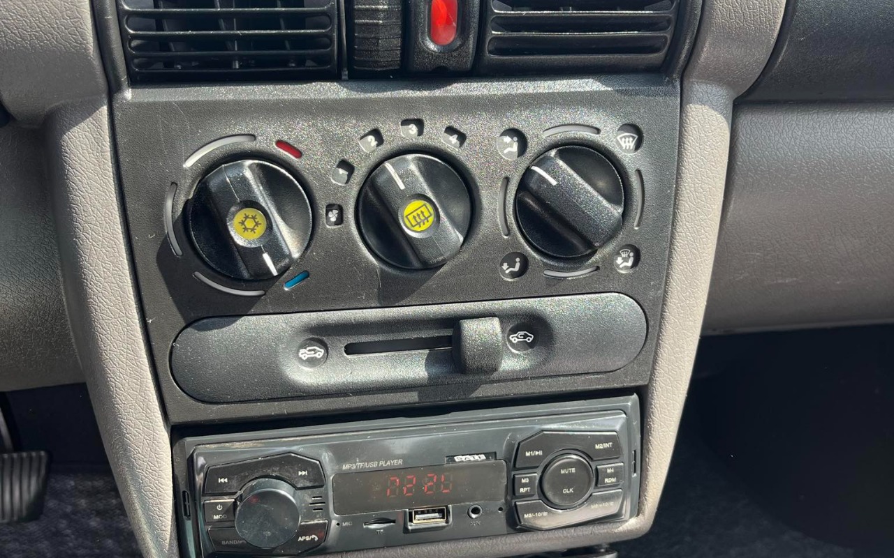imagem-https://www.socarrao.com.br/sc-vehicle-images-prod/3760759/1789071180139-Yzg0Mjk0MDEtYWY3Yy00MTZjLThiMzEtMDg3MmJmYTY4NzhmLmpwZw.jpg