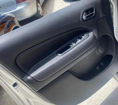 imagem-https://www.socarrao.com.br/sc-vehicle-images-prod/3760874/1789071506197-707379047