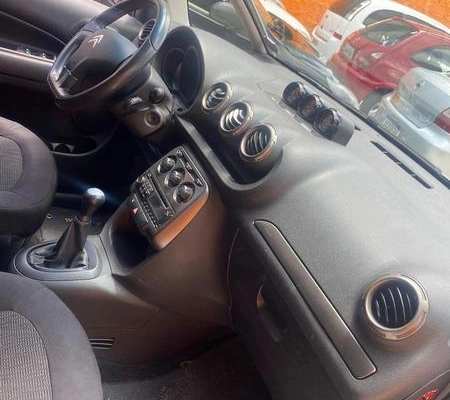 imagem-https://www.socarrao.com.br/sc-vehicle-images-prod/3760874/1789071506210-707379111