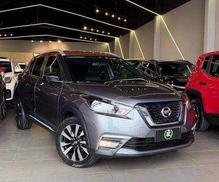 Nissan KICKS 2017 Cinza — foto 1 de 3
