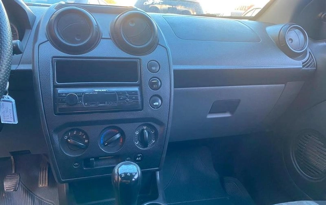 imagem-https://www.socarrao.com.br/sc-vehicle-images-prod/3760935/1789071750457-697068040