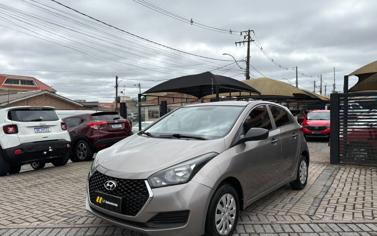 Hyundai HB20 2018 Prata — foto 1 de 3