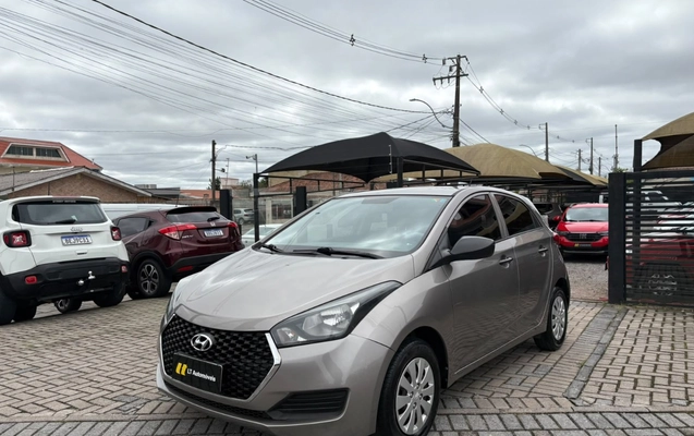 imagem-https://www.socarrao.com.br/sc-vehicle-images-prod/3760938/1789071770424-V2hhdHNBcHAgSW1hZ2UgMjAyNi0wOS0wOCBhdCAxMi4wNC4wOCAoMikuanBlZw.jpeg