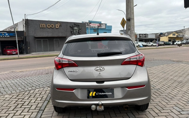 imagem-https://www.socarrao.com.br/sc-vehicle-images-prod/3760938/1789071771150-V2hhdHNBcHAgSW1hZ2UgMjAyNi0wOS0wOCBhdCAxMi4wNC4wOSAoMikuanBlZw.jpeg