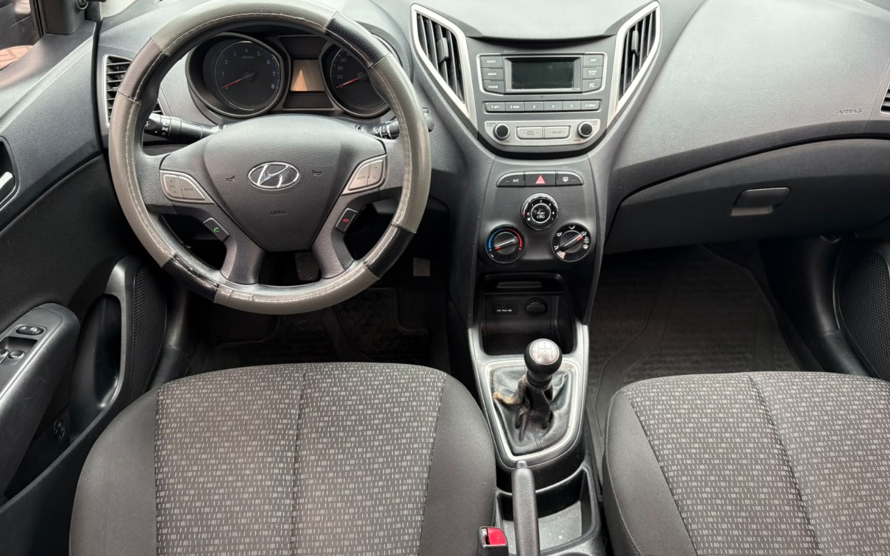 imagem-https://www.socarrao.com.br/sc-vehicle-images-prod/3760938/1789071771363-V2hhdHNBcHAgSW1hZ2UgMjAyNi0wOS0wOCBhdCAxMi4wNC4xMCAoMSkuanBlZw.jpeg