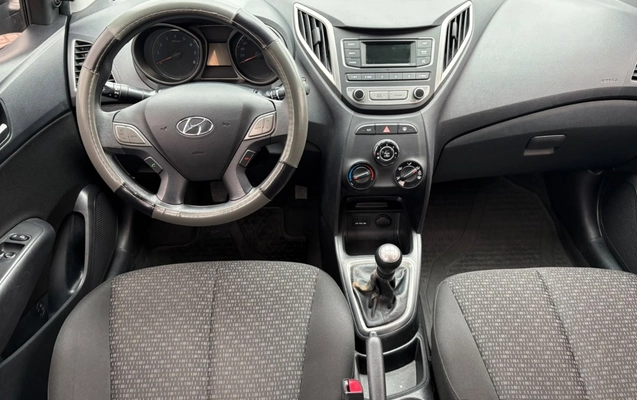 imagem-https://www.socarrao.com.br/sc-vehicle-images-prod/3760938/1789071771363-V2hhdHNBcHAgSW1hZ2UgMjAyNi0wOS0wOCBhdCAxMi4wNC4xMCAoMSkuanBlZw.jpeg