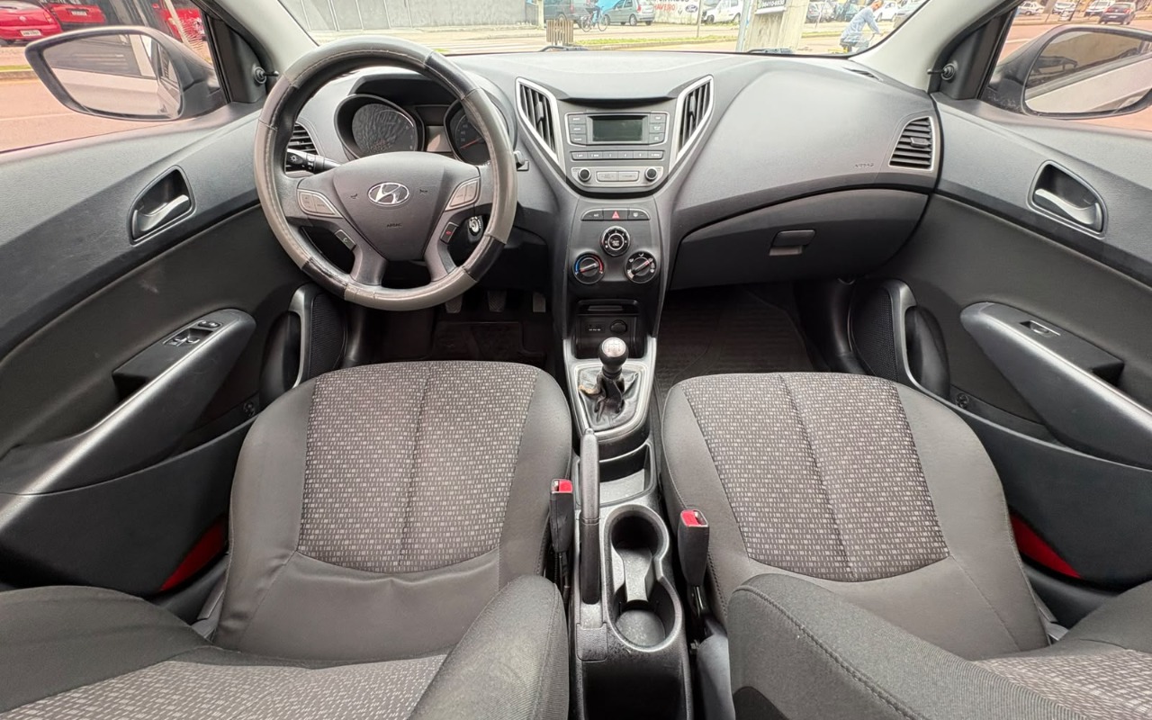 imagem-https://www.socarrao.com.br/sc-vehicle-images-prod/3760938/1789071771499-V2hhdHNBcHAgSW1hZ2UgMjAyNi0wOS0wOCBhdCAxMi4wNC4xMC5qcGVn.jpeg