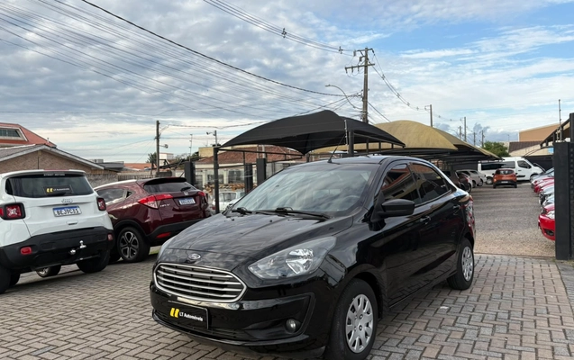 imagem-https://www.socarrao.com.br/sc-vehicle-images-prod/3760969/1789071837672-V2hhdHNBcHAgSW1hZ2UgMjAyNi0wOS0wOCBhdCAxNy4zOS4zMSAoMSkuanBlZw.jpeg