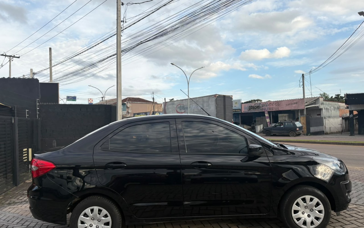 imagem-https://www.socarrao.com.br/sc-vehicle-images-prod/3760969/1789071837842-V2hhdHNBcHAgSW1hZ2UgMjAyNi0wOS0wOCBhdCAxNy4zOS4zMCAoMikuanBlZw.jpeg